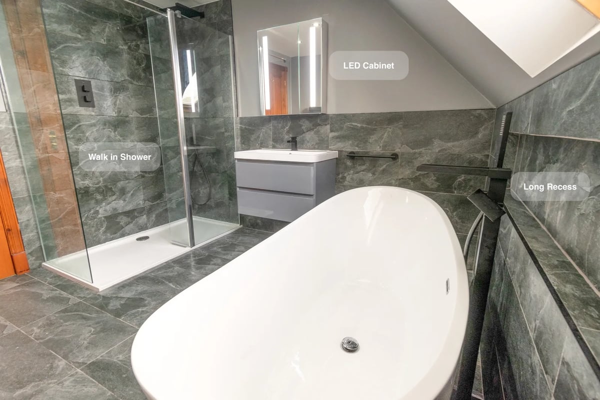 Bathroom Bridge of Don