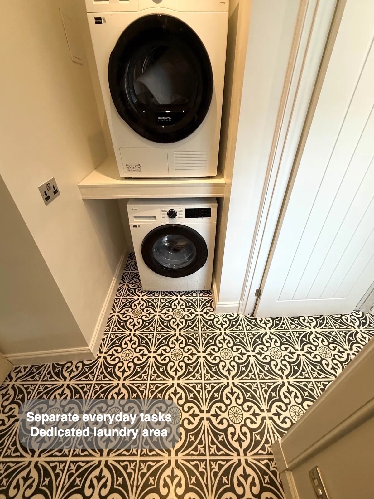Laundry alcove and patterned floor