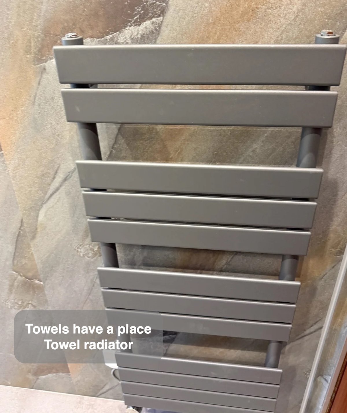 Towel radiator