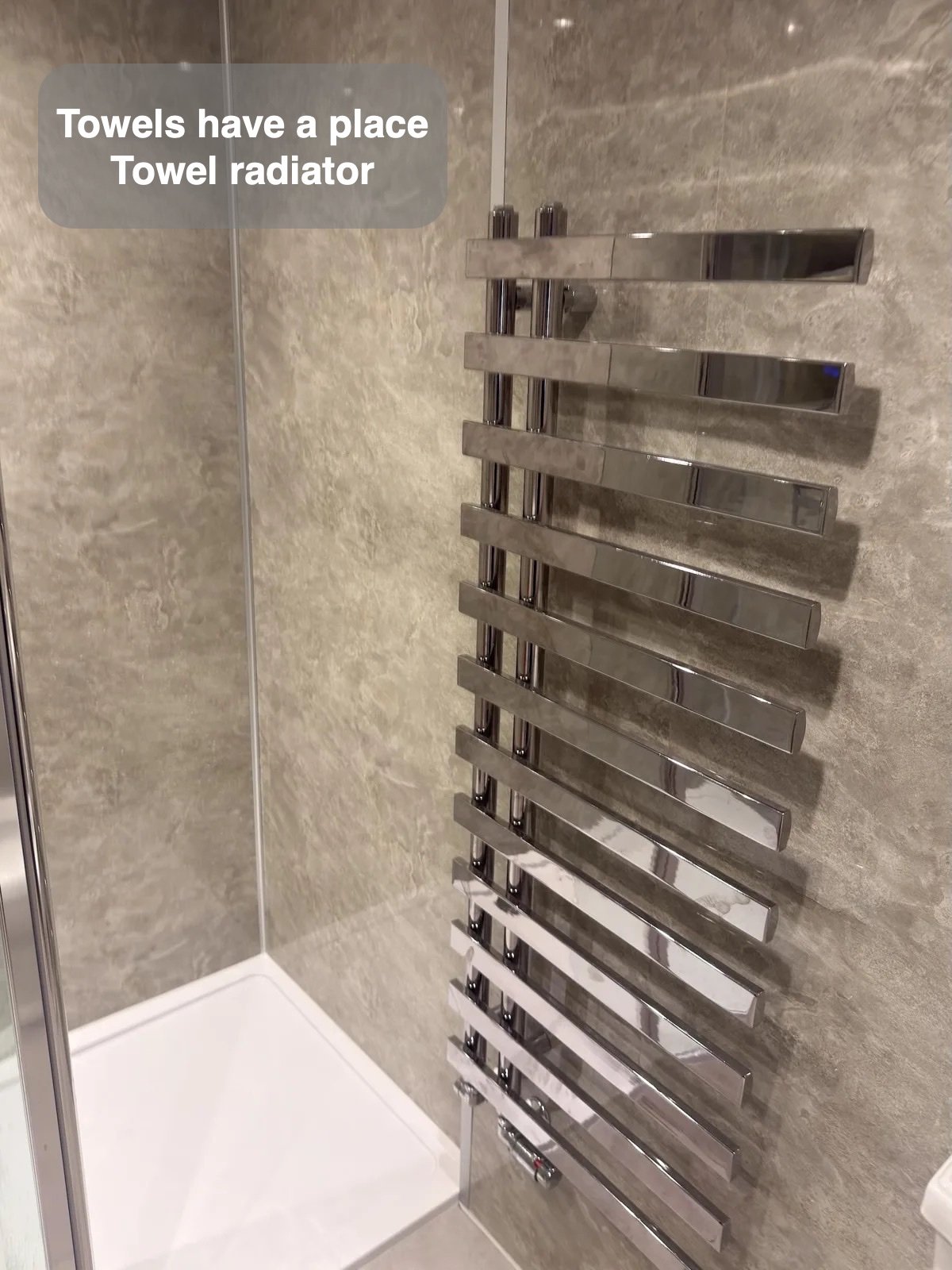Towel radiator