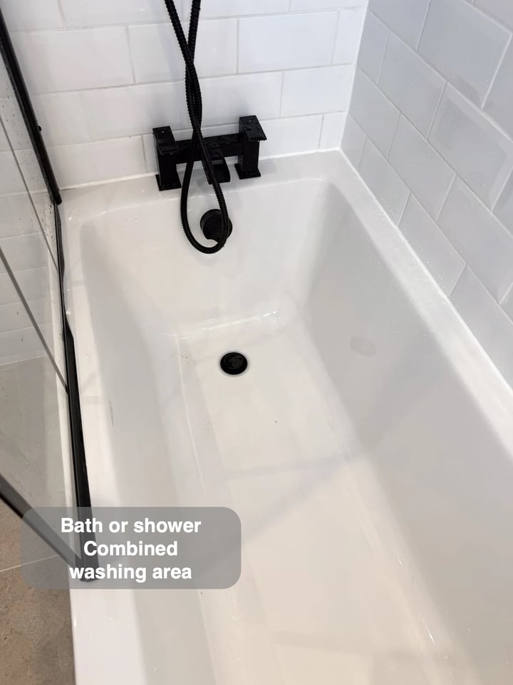 A Bath and Useful Storage in Aberdeen