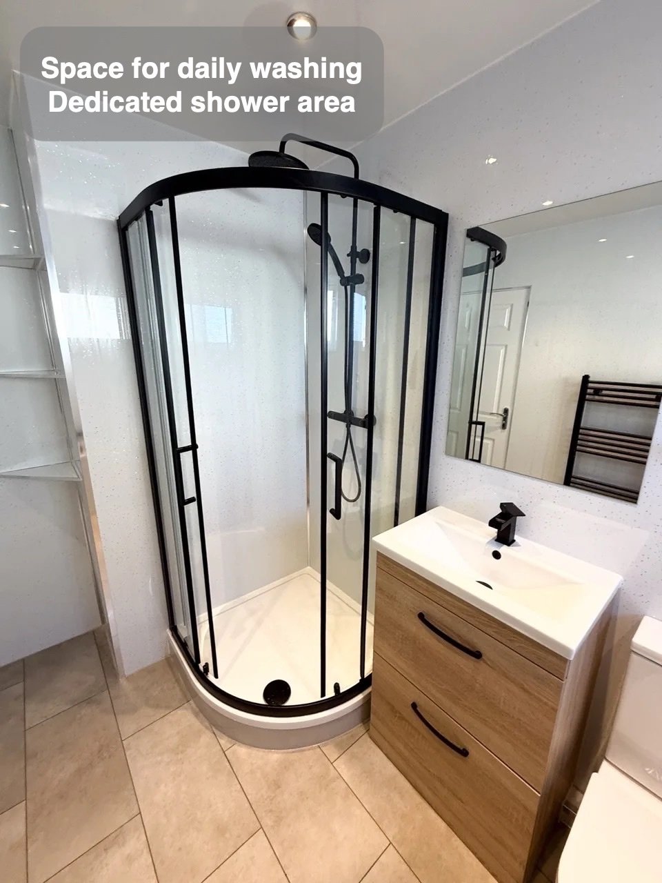 A dedicated place to shower in Aberdeen bathroom