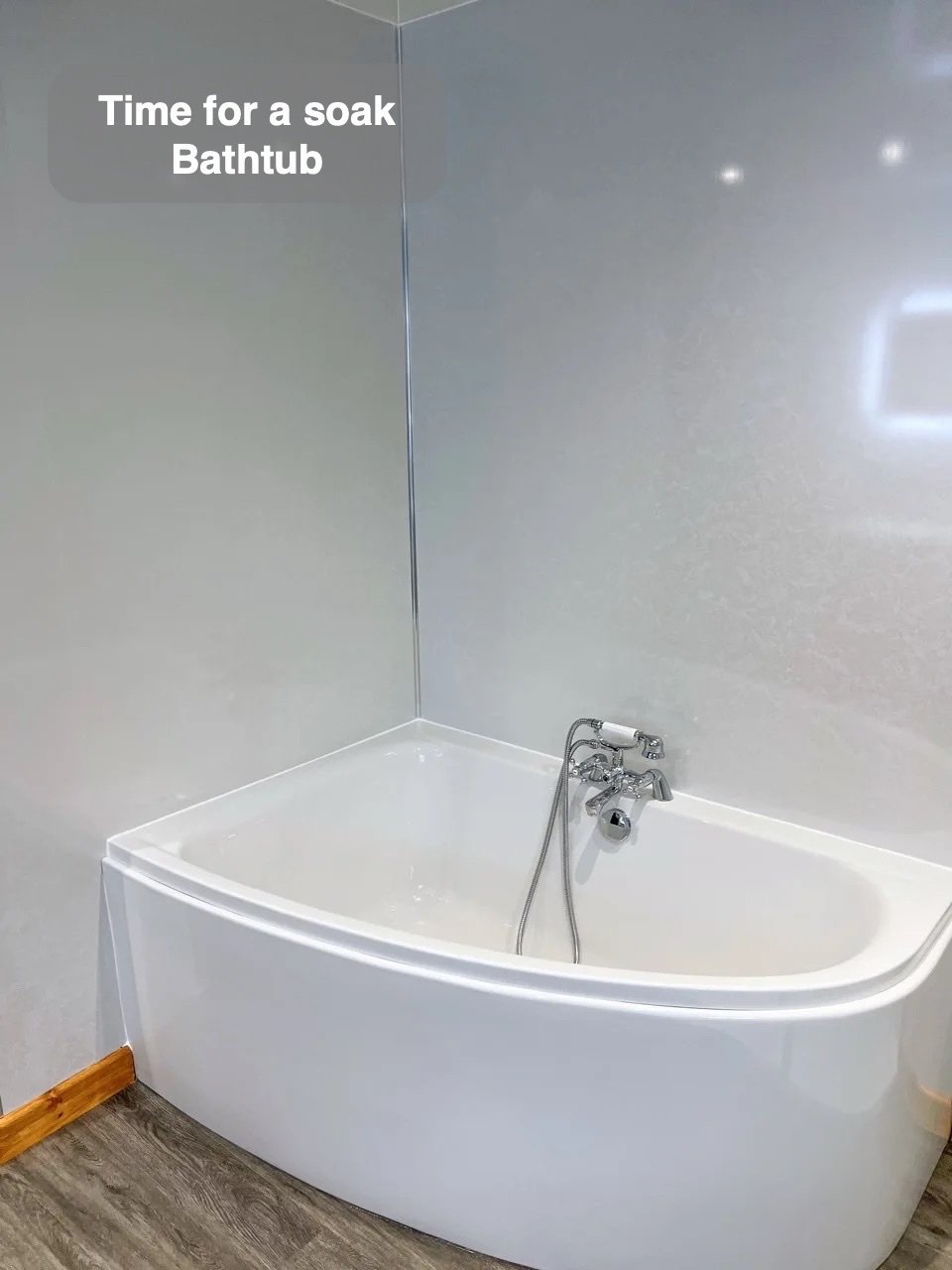 The option of a bath in the completed Stonehaven bathroom