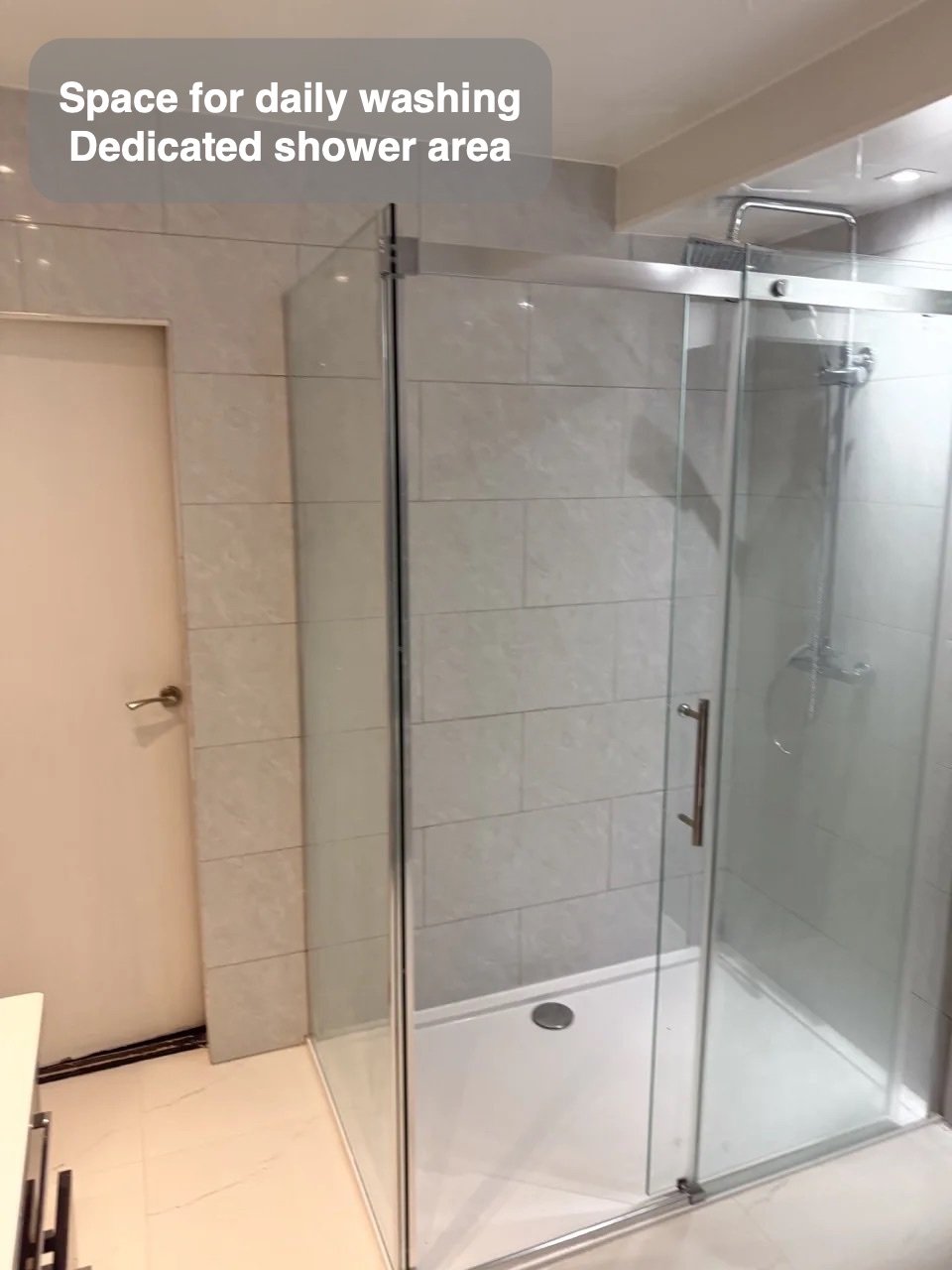 A dedicated place to shower in West End, Aberdeen bathroom