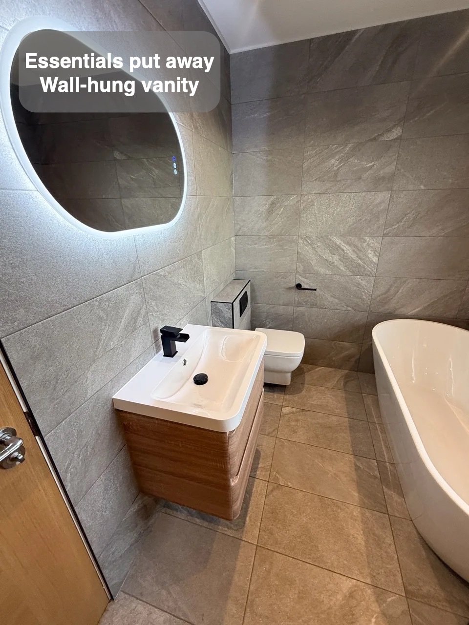Wall-hung vanity