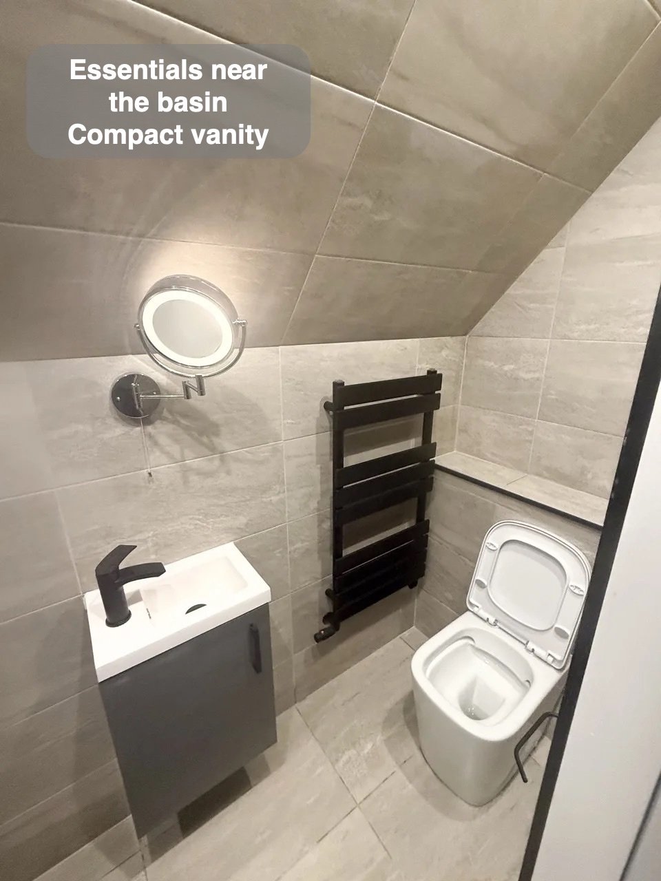 Compact vanity