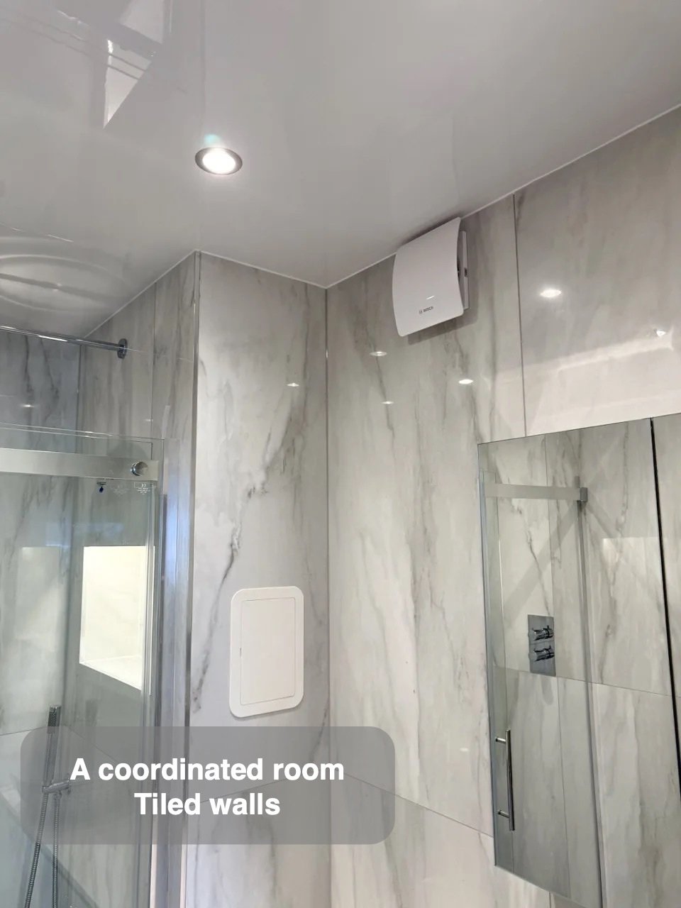 A coordinated tiled finish in Hilton, Aberdeen bathroom