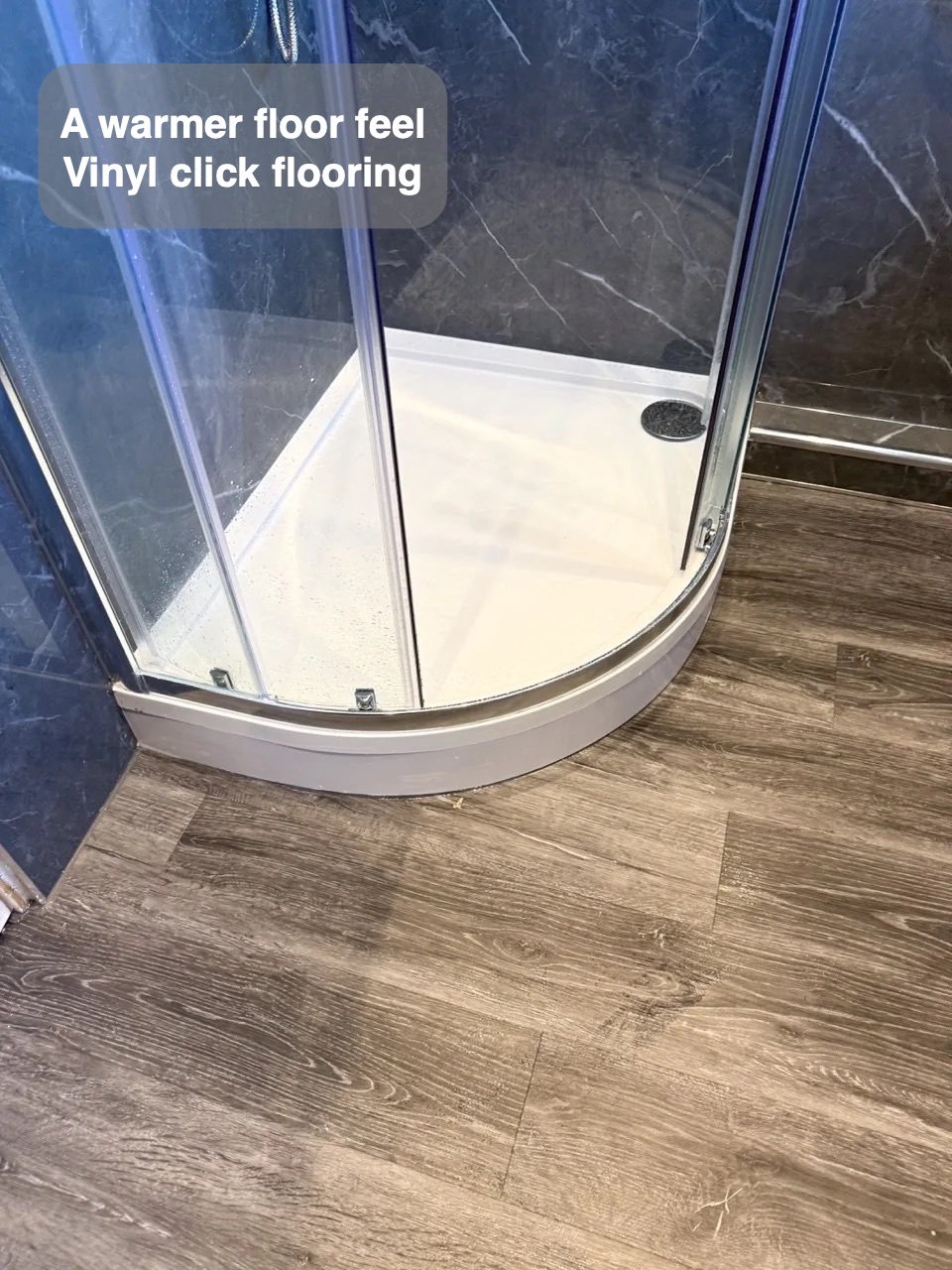 Vinyl click flooring