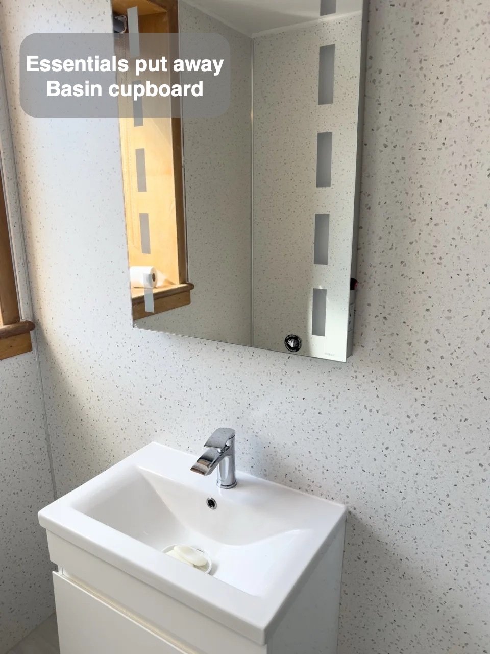 Basin cupboard