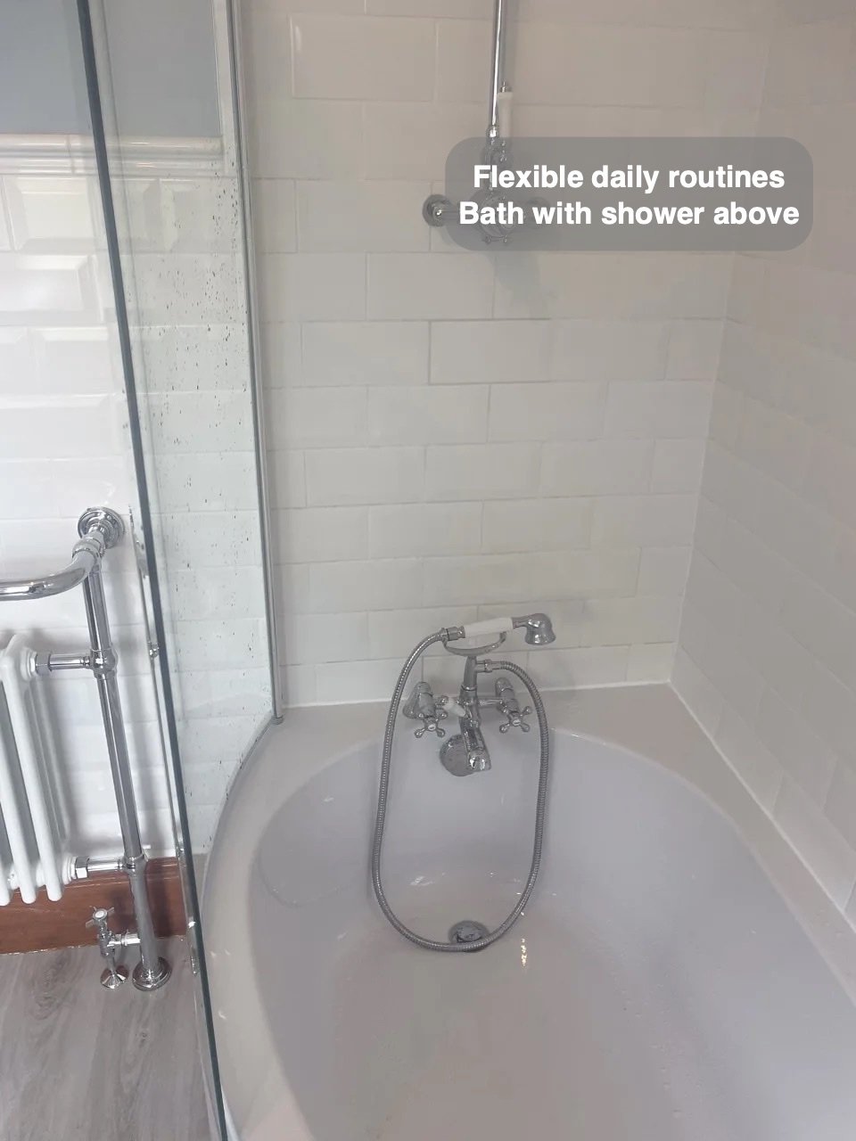 P-shaped bath and shower