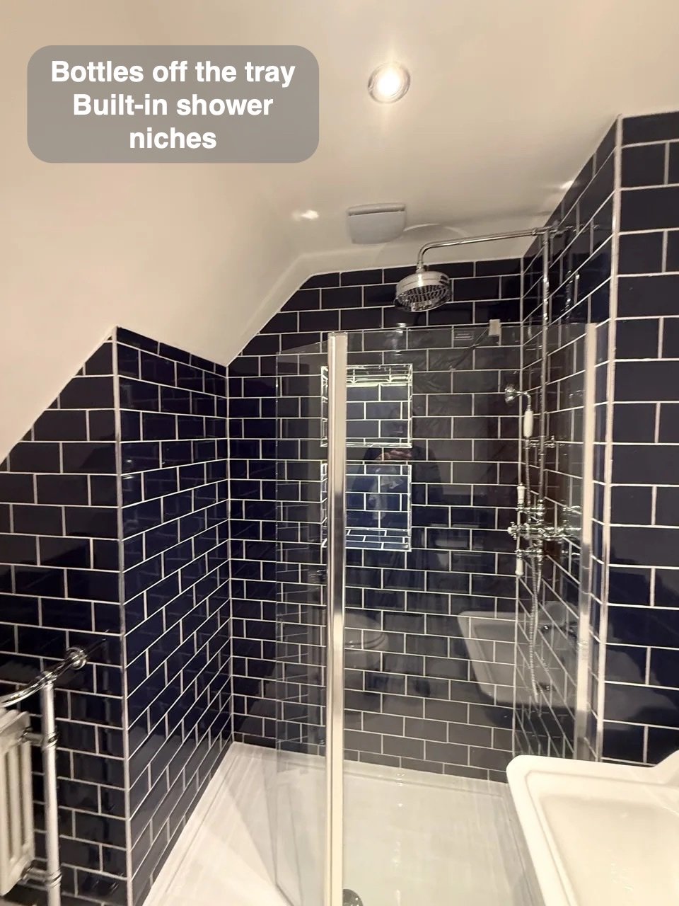Built-in shower niches
