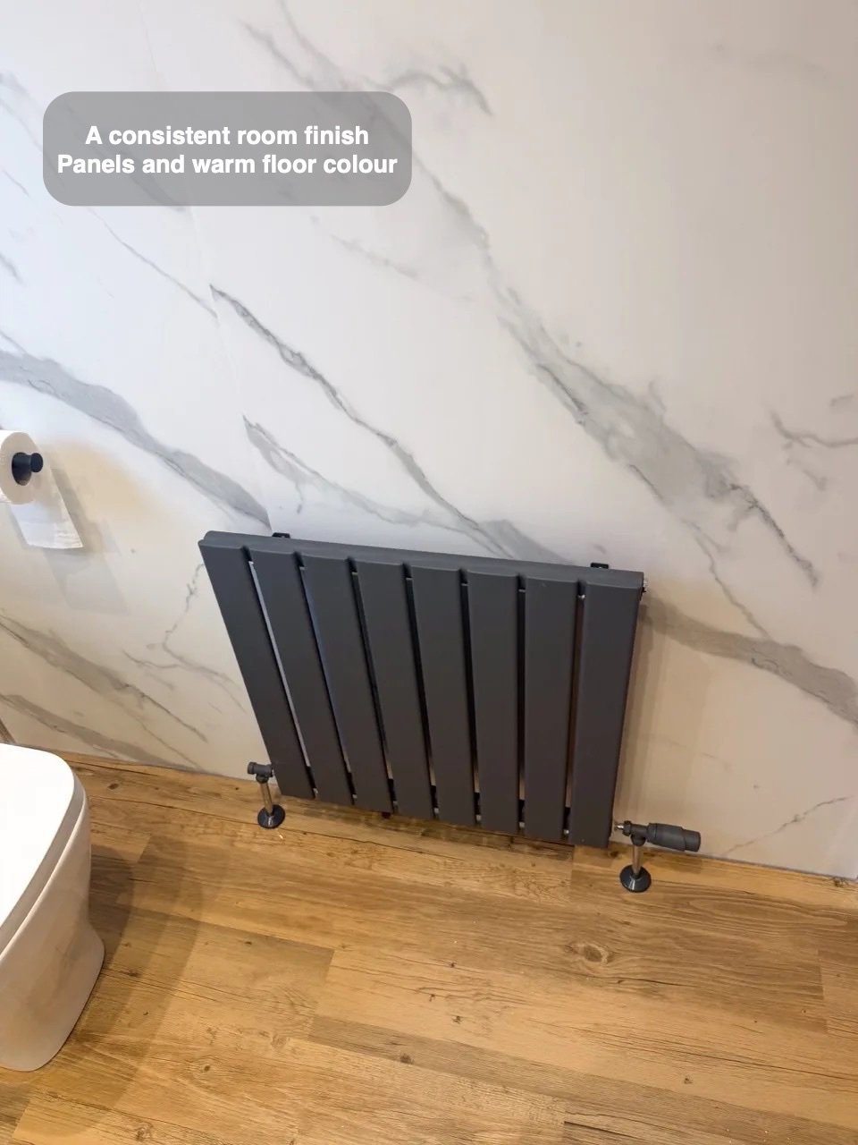 Anthracite radiator and wood-effect floor