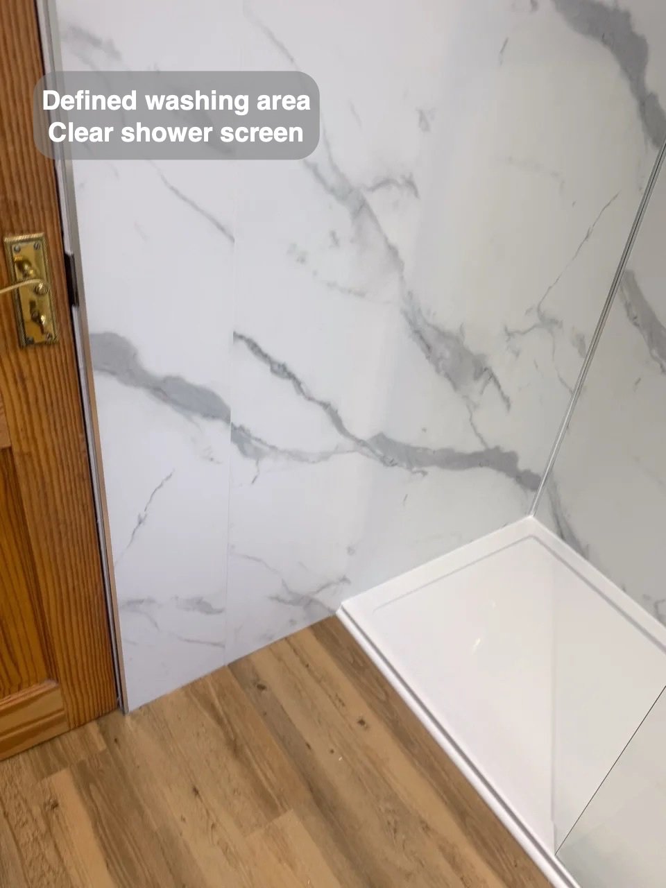 Shower entrance and tray edge